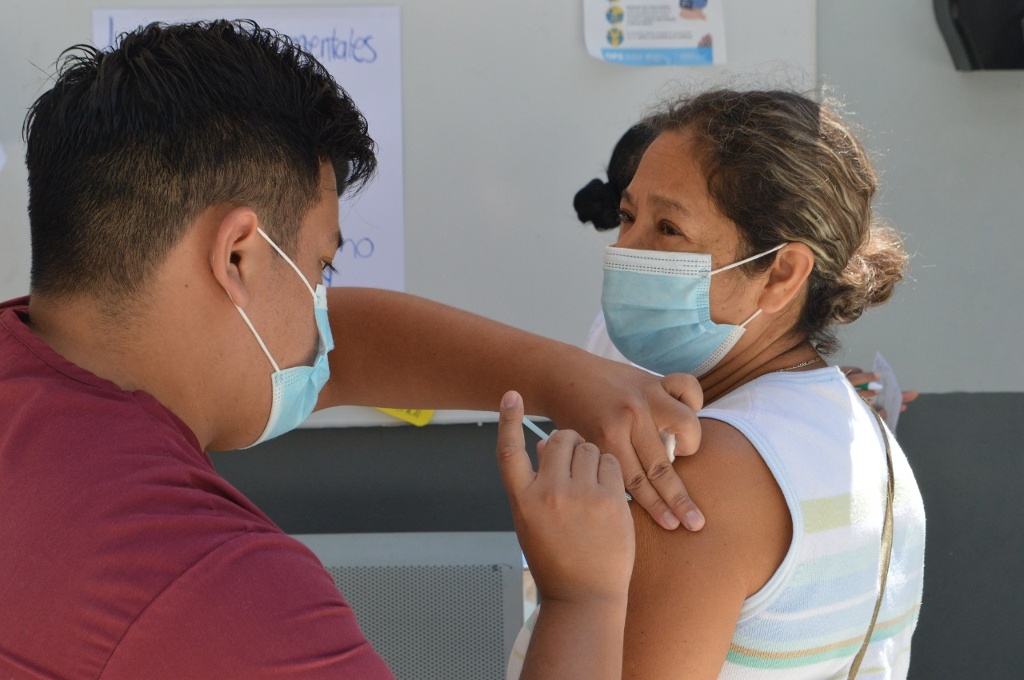 Imagen Cofepris ha liberado 82 mil vacunas contra influenza para venta en sector privado: Ssa