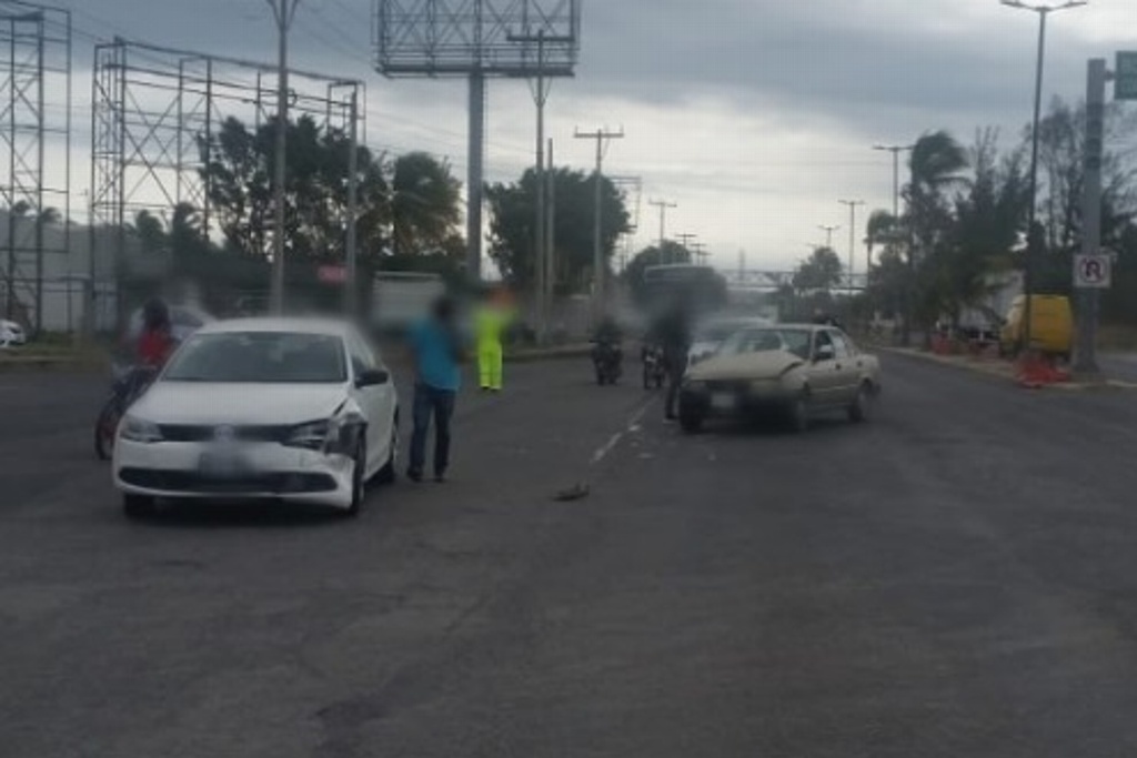 Imagen Reportan accidente en carretera Xalapa-Veracruz