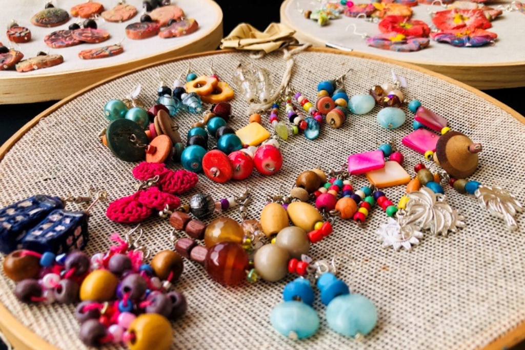 Imagen 'En números rojos' trabajan artesanas de Veracruz