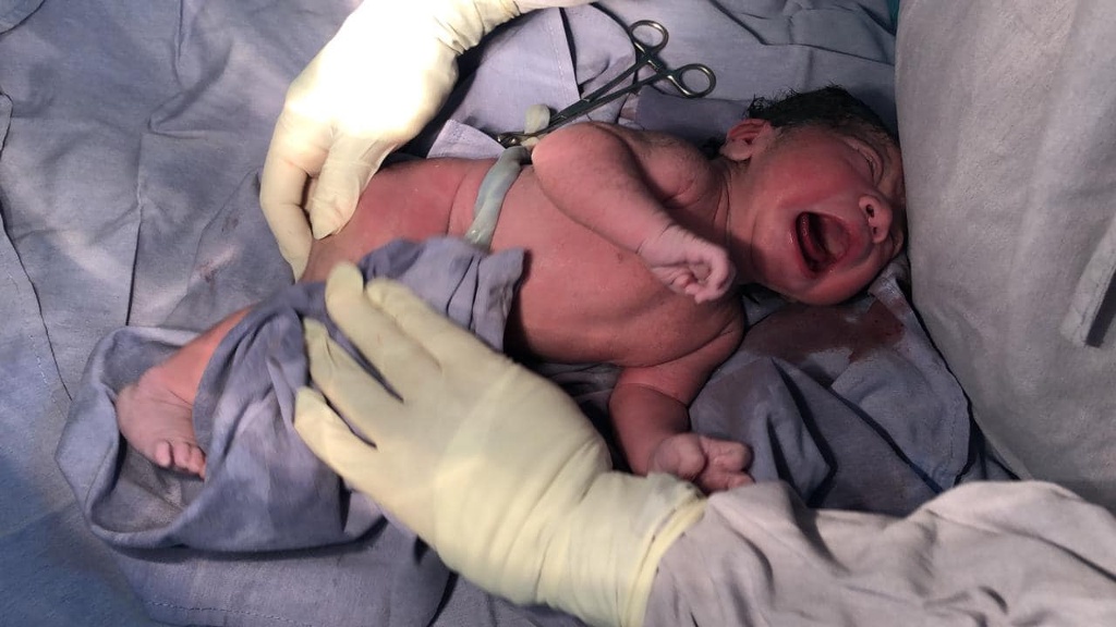 Imagen Primer bebé del 2021 en Veracruz nació en Tlapacoyan: Secretario de Salud 