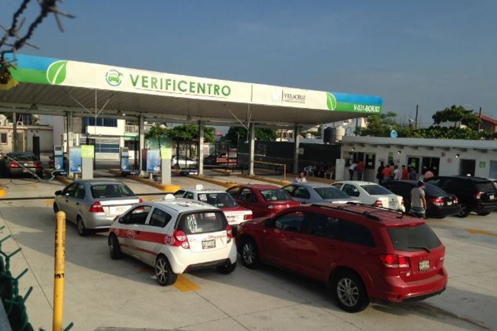 Imagen Había corrupción, te daban el holograma sin verificar tu auto en Veracruz: Sefiplan