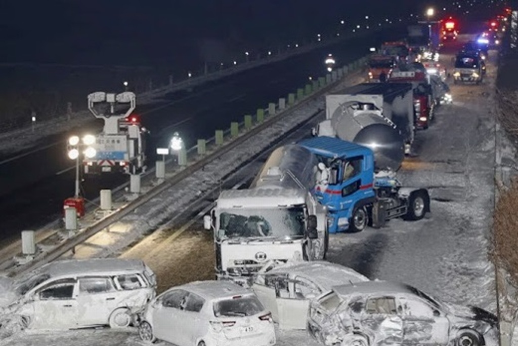 Imagen Reportan carambola de 134 vehículos en Japón; hay un muerto y 17 heridos