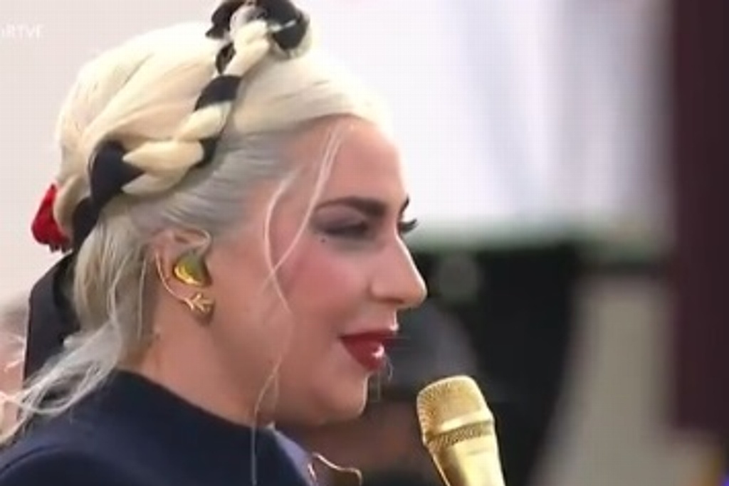 Imagen Lady Gaga canta el himno en toma de protesta de Biden (+Video)