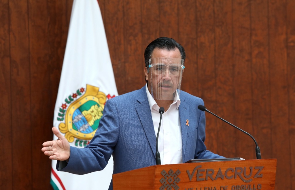 Imagen Critica Cuitláhuac García a gobernadores que buscan adquirir vacuna; 