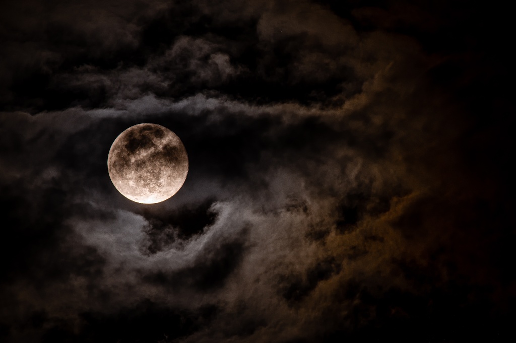 Imagen Checa cuándo será la 'Luna de Lobo', la primera luna llena del año
