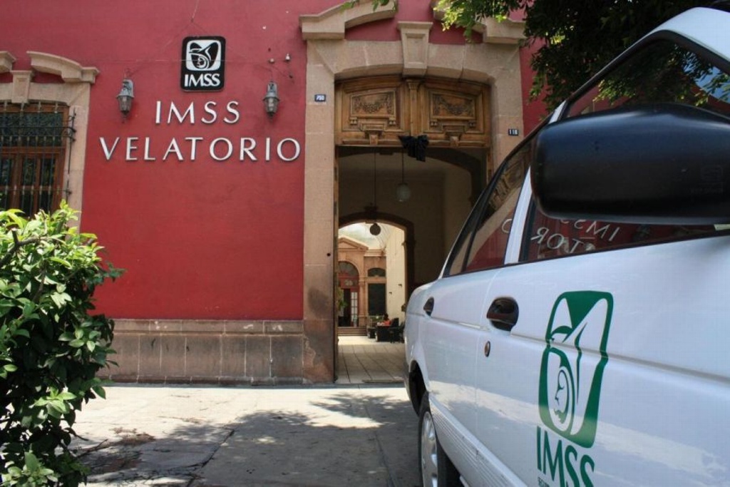 Imagen Enfermera que murió por COVID-19 en Coatzacoalcos sí fue vacunada: IMSS