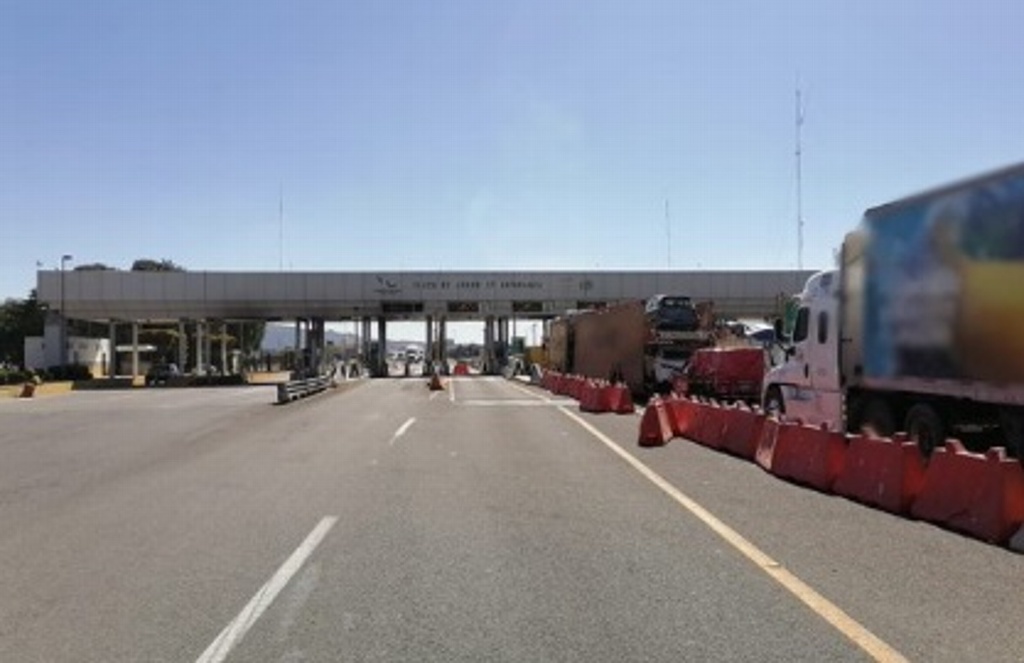 Imagen Reportan cierre en autopista Acatzingo-Ciudad Mendoza y de caseta la 