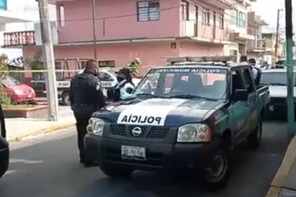 Imagen Despliegan operativo en Orizaba tras ataque en las inmediaciones de la Semefo