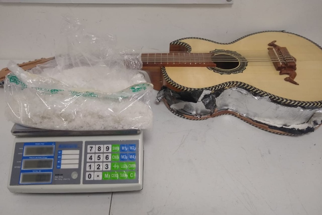 Imagen Aseguran más de un kilo de metanfetamina oculta en una guitarra 