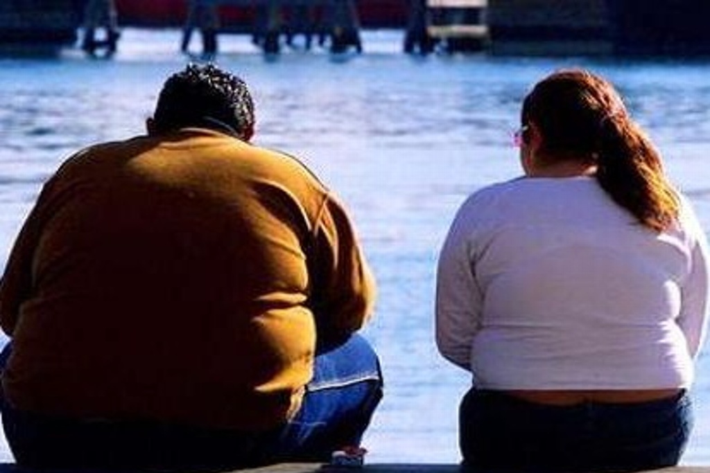 Imagen Cerca del 48 % de casos de COVID-19 se asocian a personas con obesidad: Ssa
