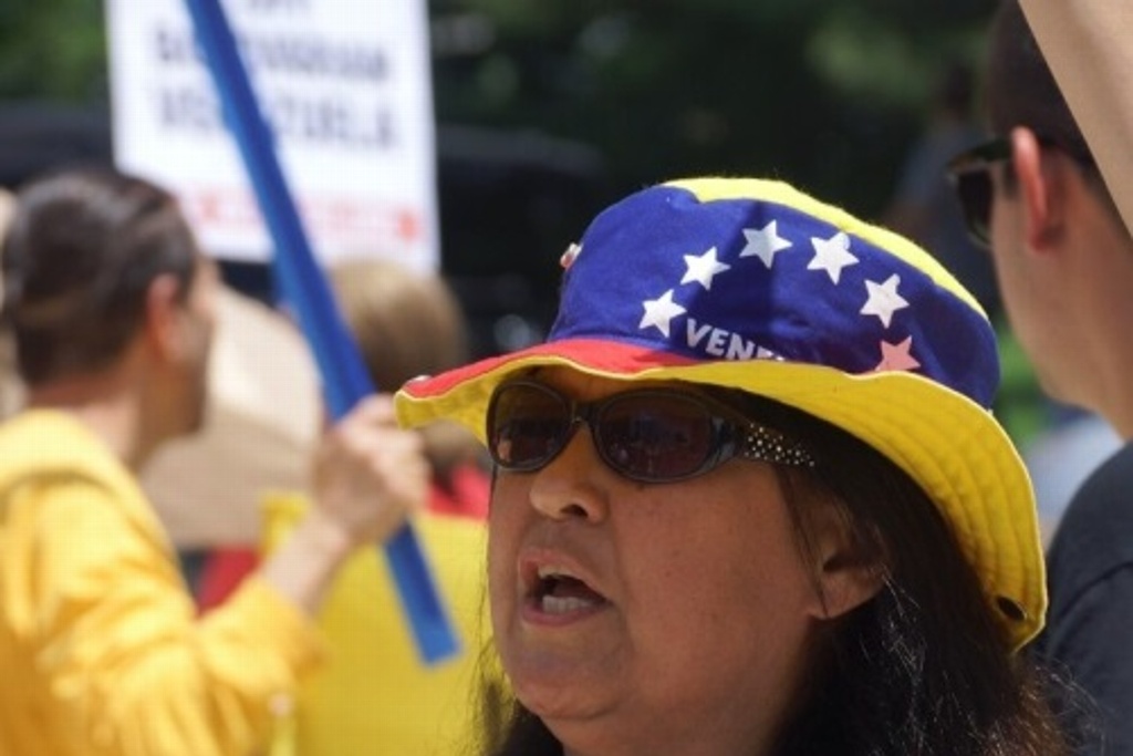 Imagen Aseguran que EU concederá protección temporal migratoria a 300 mil venezolanos por 18 meses