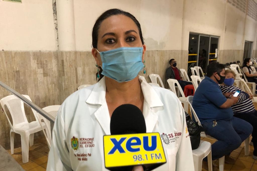 Imagen Hay vacunas suficientes para adultos mayores en Veracruz, aseguran autoridades 