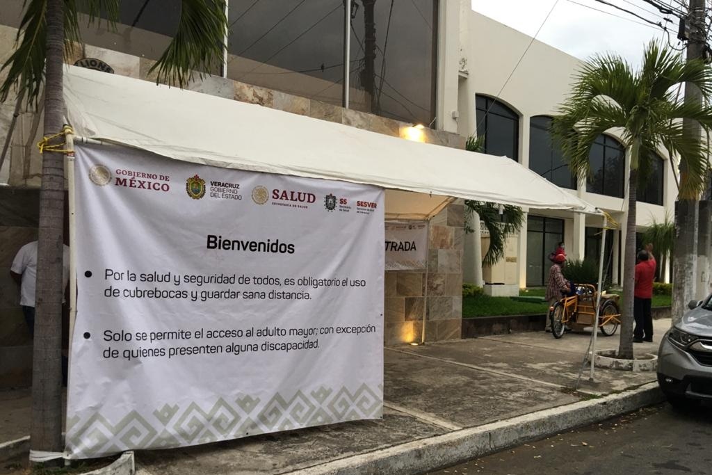 Imagen Continúa vacunación COVID-19 de adultos mayores en Veracruz; ubica tu módulo 