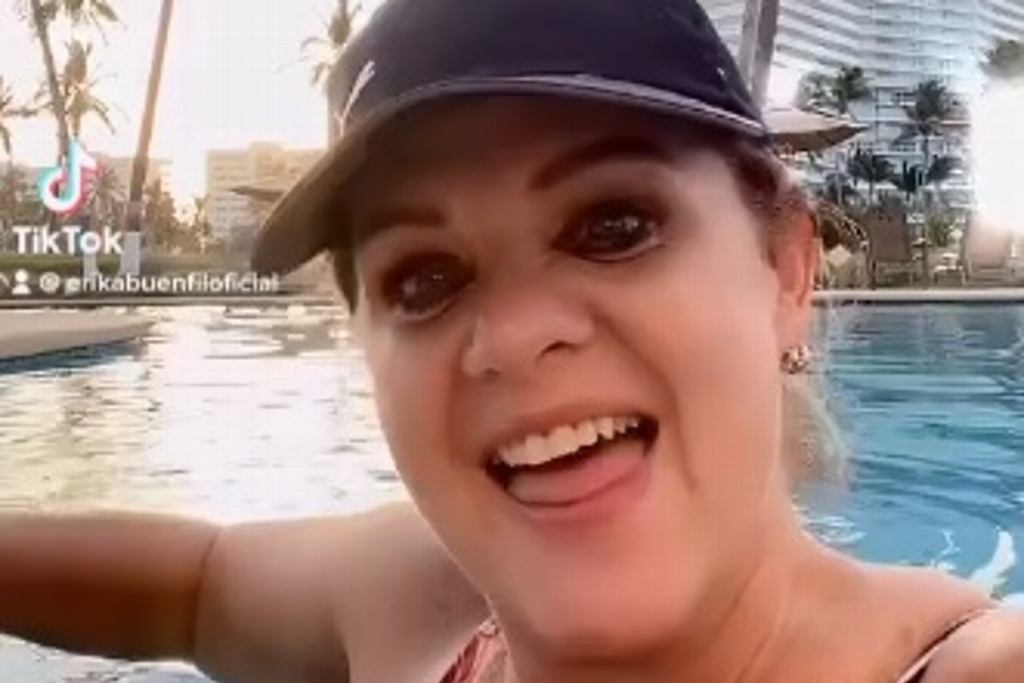 Imagen Érika Buenfil enloquece a seguidores con imagen en bikini negro