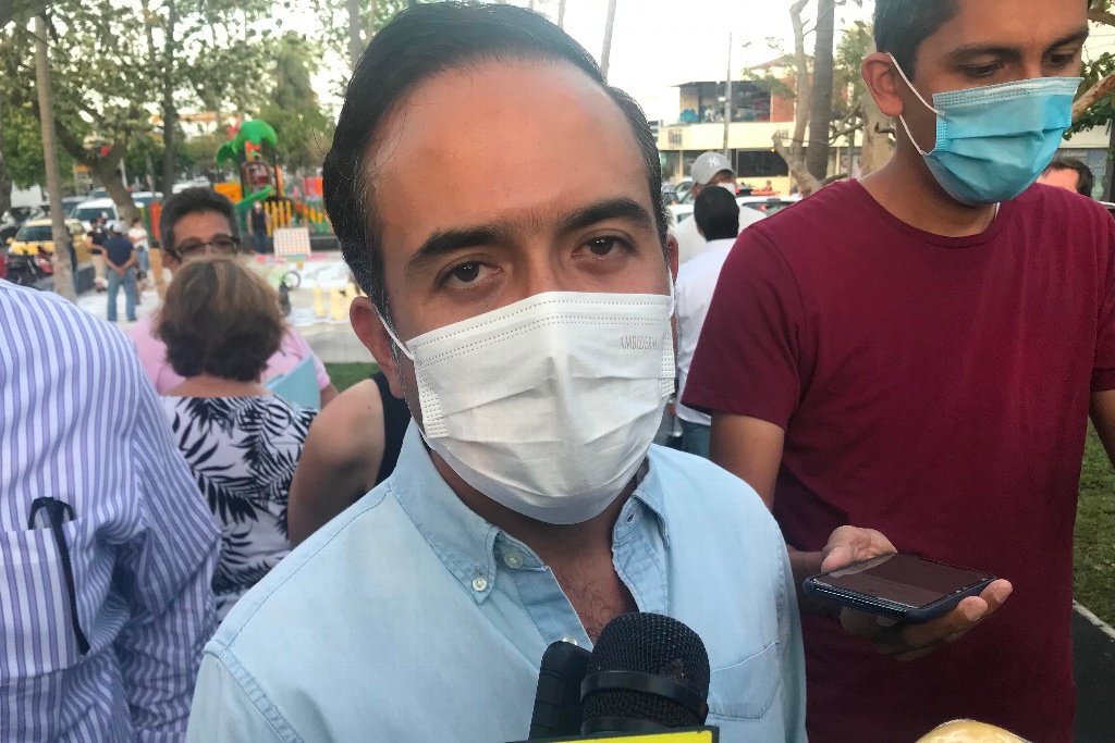 Imagen Ninguna playa de Veracruz está contaminada, asegura alcalde