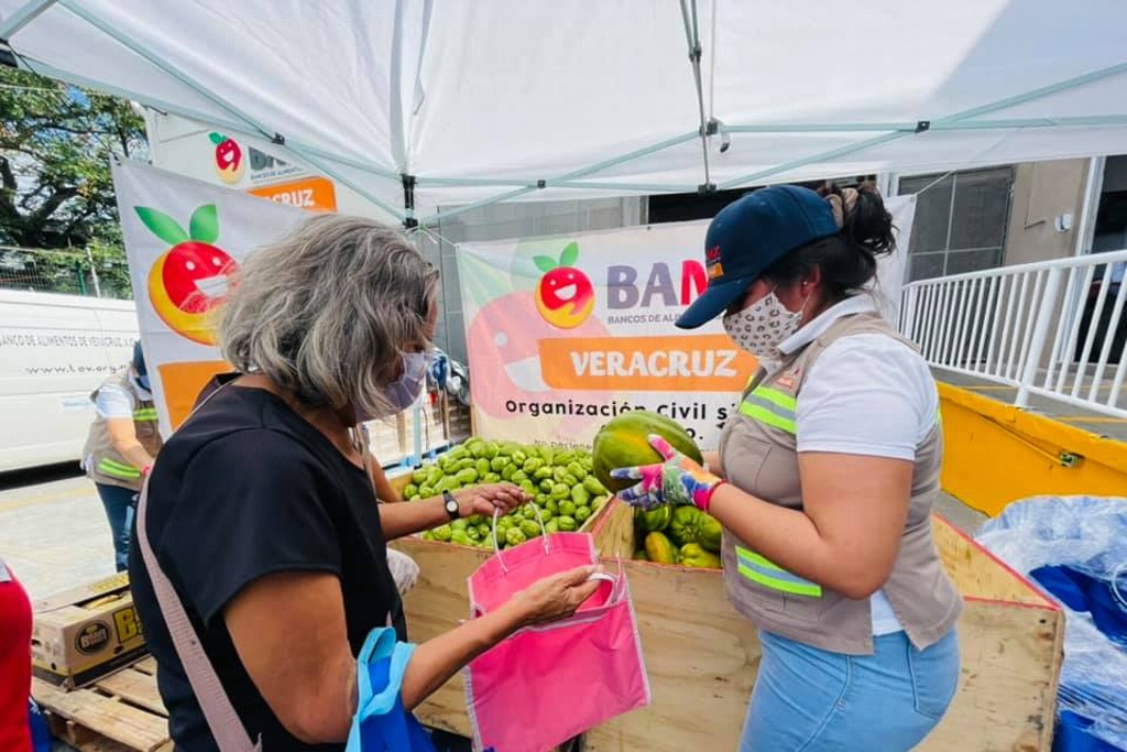 Imagen Aumenta 40% demanda de apoyo alimentario en Veracruz 