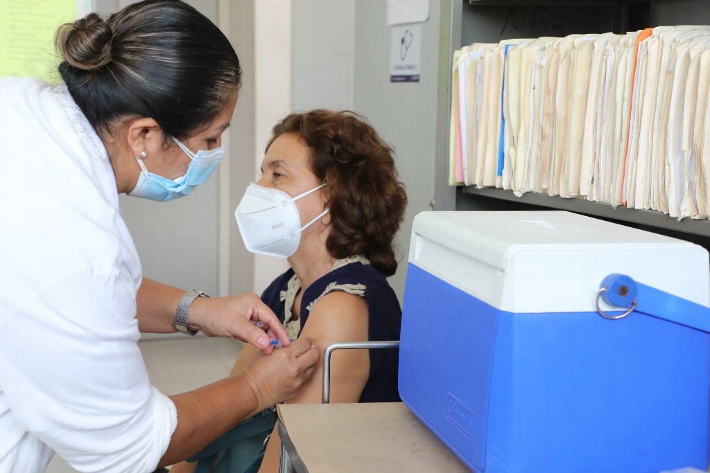 Imagen Este jueves inicia aplicación de segunda dosis de vacuna en municipio de Veracruz; ubica aquí tu módulo