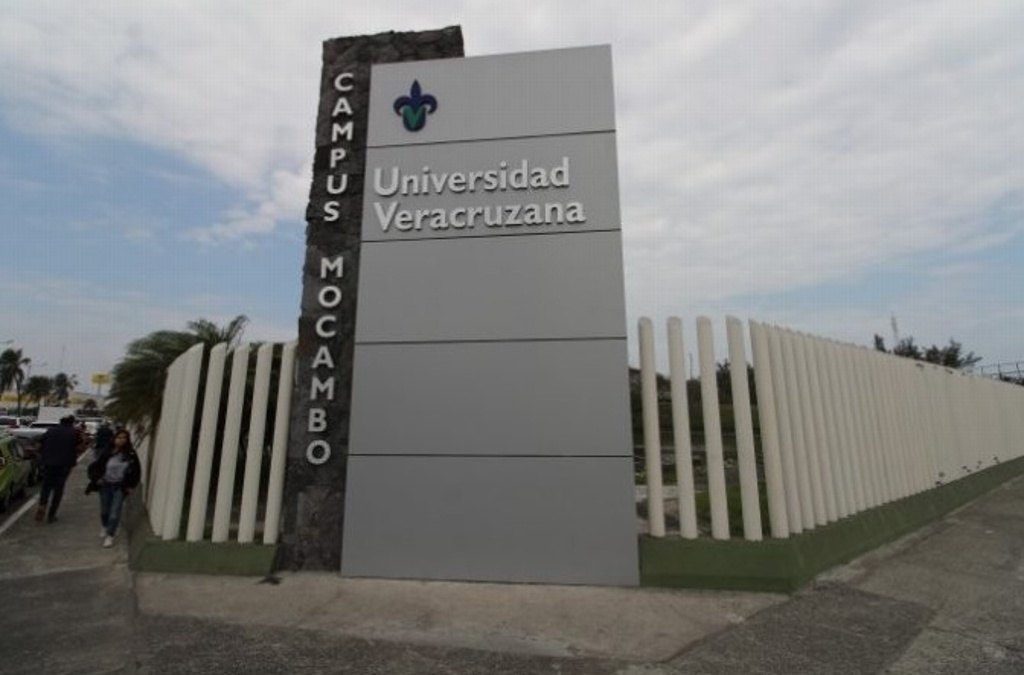 Imagen Detallan cómo debe registrarse personal de la UV para vacuna contra COVID-19