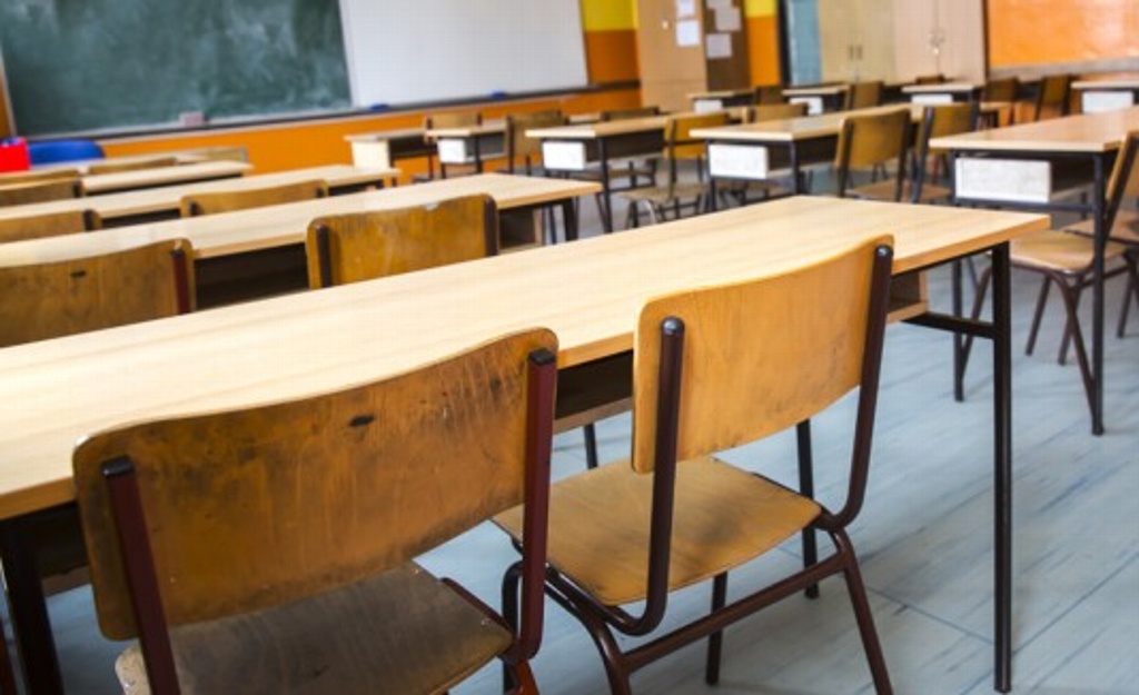 Imagen Cierran escuela en Campeche tras detectar a maestra con COVID-19