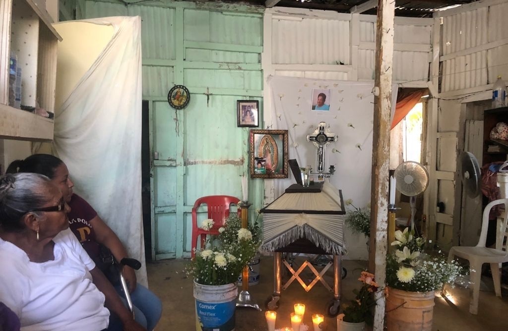 Imagen Pidiendo justicia, despiden a mujer que murió tras ataque de pitbull en Veracruz