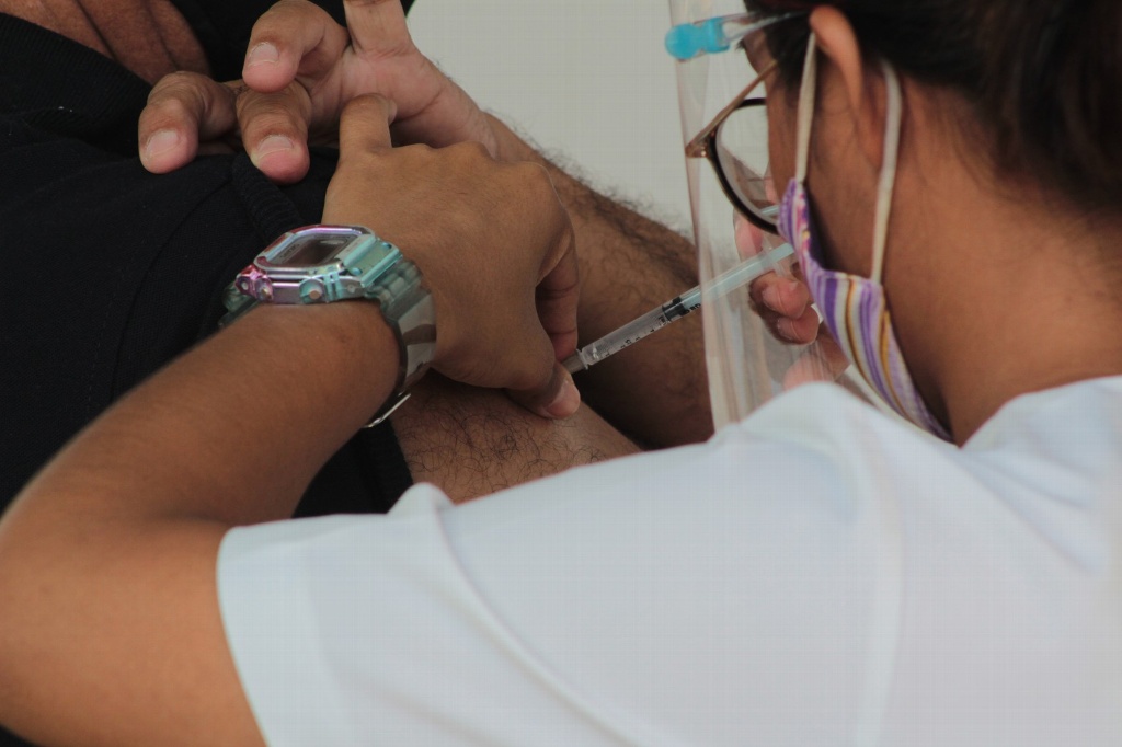 Imagen Estos son los módulos de vacunación para la segunda dosis a adultos mayores en Medellín