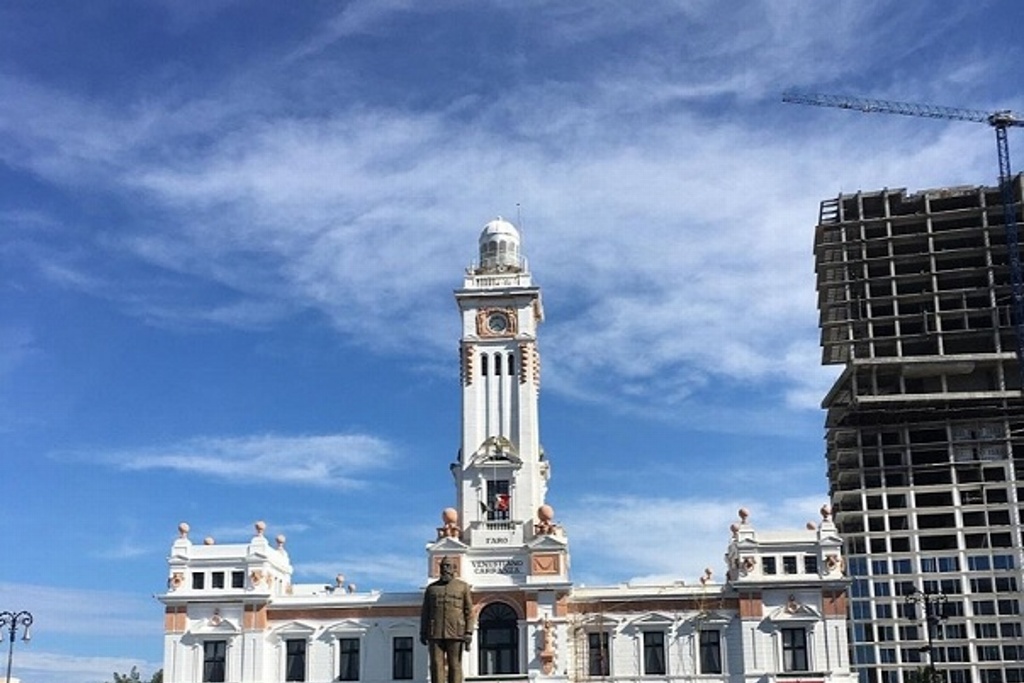 Imagen Se va a revisar si edificio cercano al Faro Carranza cumple con todo los requerimientos: gobernador