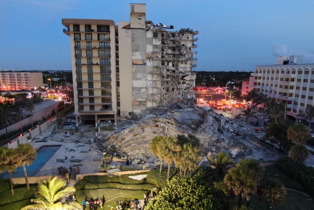 Imagen Miami declara emergencia tras colapso de edificio residencial; hay 99 desaparecidos
