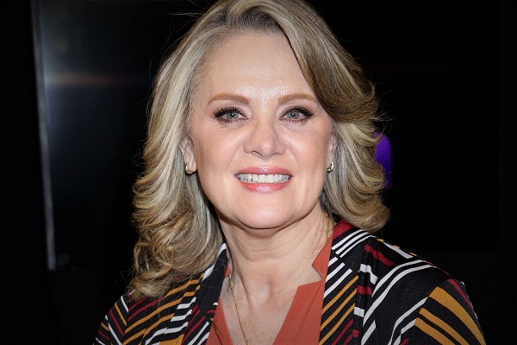 Imagen Entre lágrimas, Erika Buenfil relata lo vivido con el padre de su hijo
