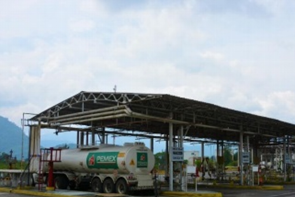 Imagen Terminal Escamela de Pemex, en Ixtaczoquitlán, cumple 48 años de operar