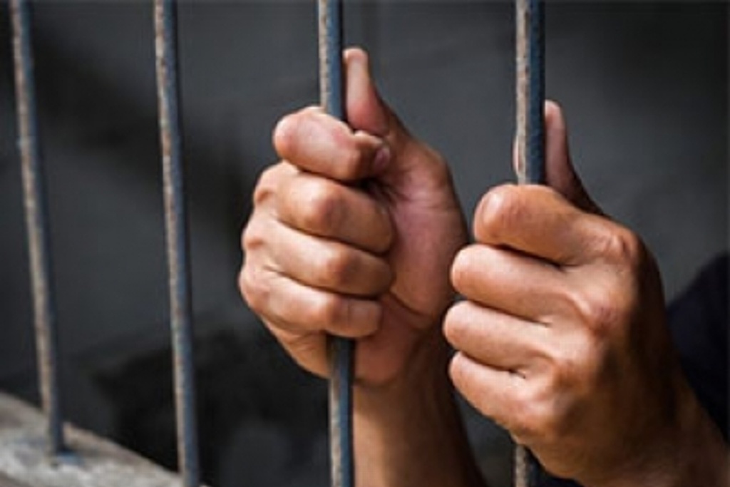 Imagen Anuncia AMLO decreto para liberar internos del fuero federal 