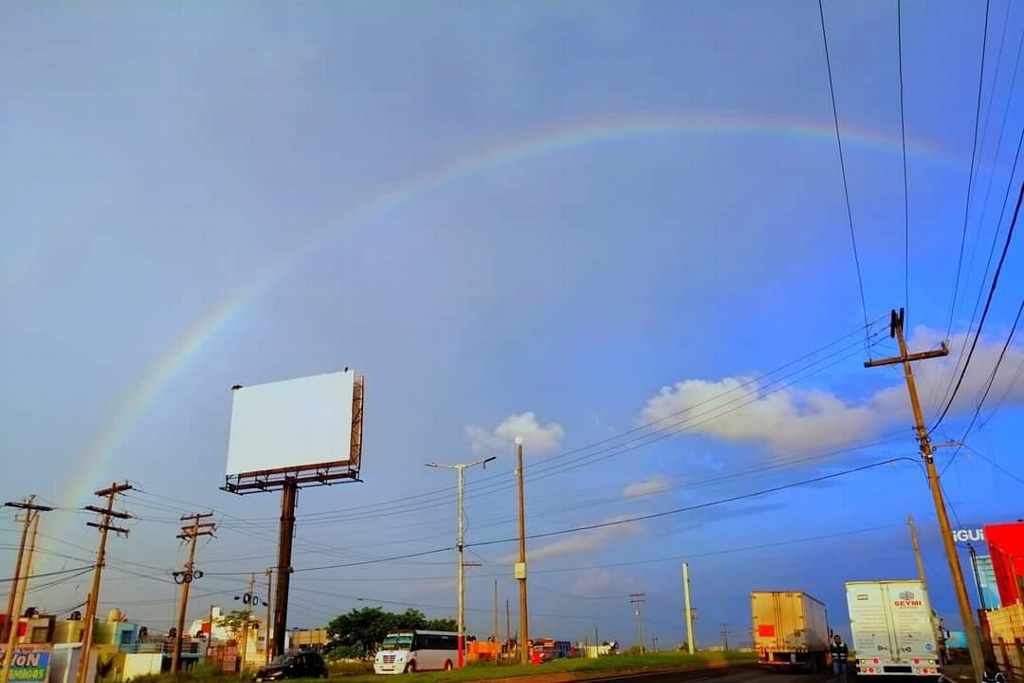 Imagen Sorprende hermoso arcoíris en Veracruz (+Video)