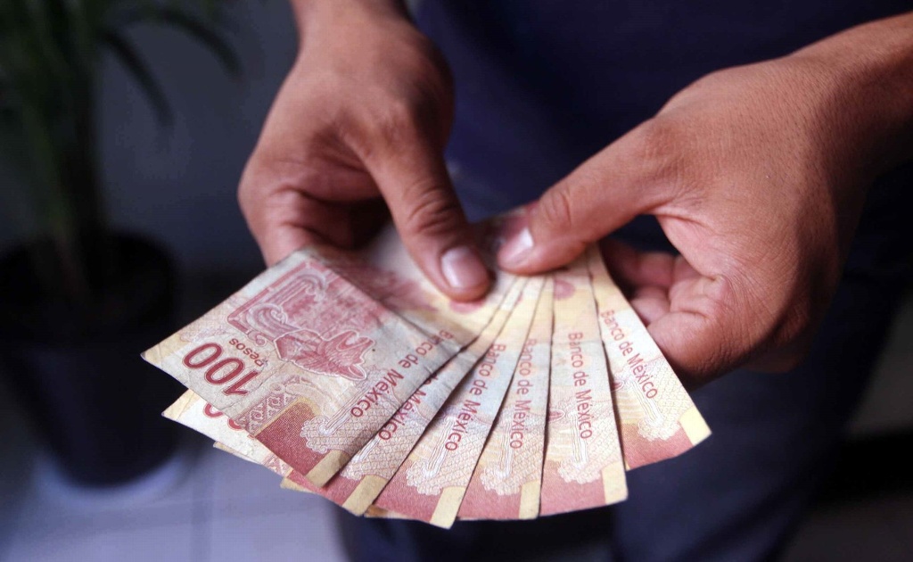 Imagen Revisa tus billetes de 100 pesos; este se compra en casi 800 pesos en internet