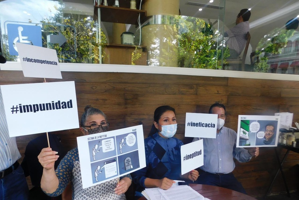 Imagen Exigen  renuncia de Oscar Rosado Jiménez de la Condusef