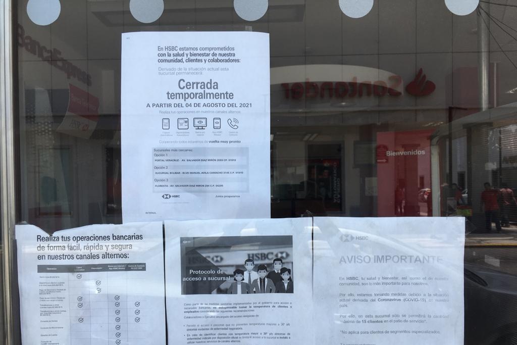 Imagen Cierran sucursales bancarias en Veracruz en medio de la tercera ola de COVID-19 