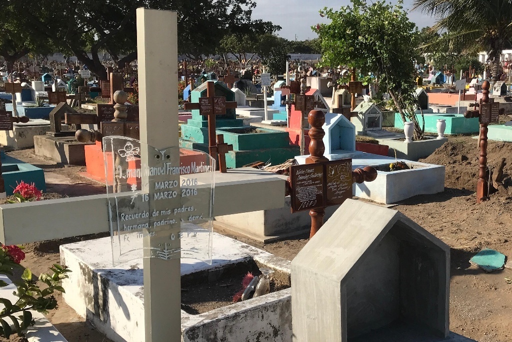 Imagen Panteón municipal en Veracruz llega a su máxima capacidad, informa ayuntamiento