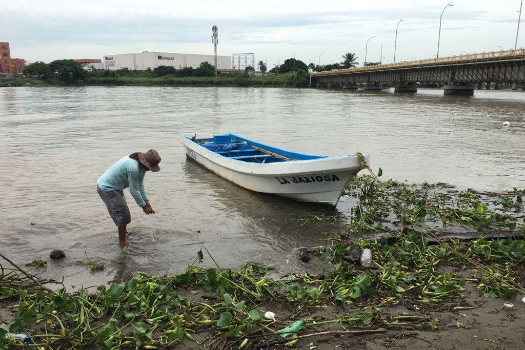 Imagen Sin turismo y sin pesca, así se encuentran lancheros de Boca del Río, esperan mejores días