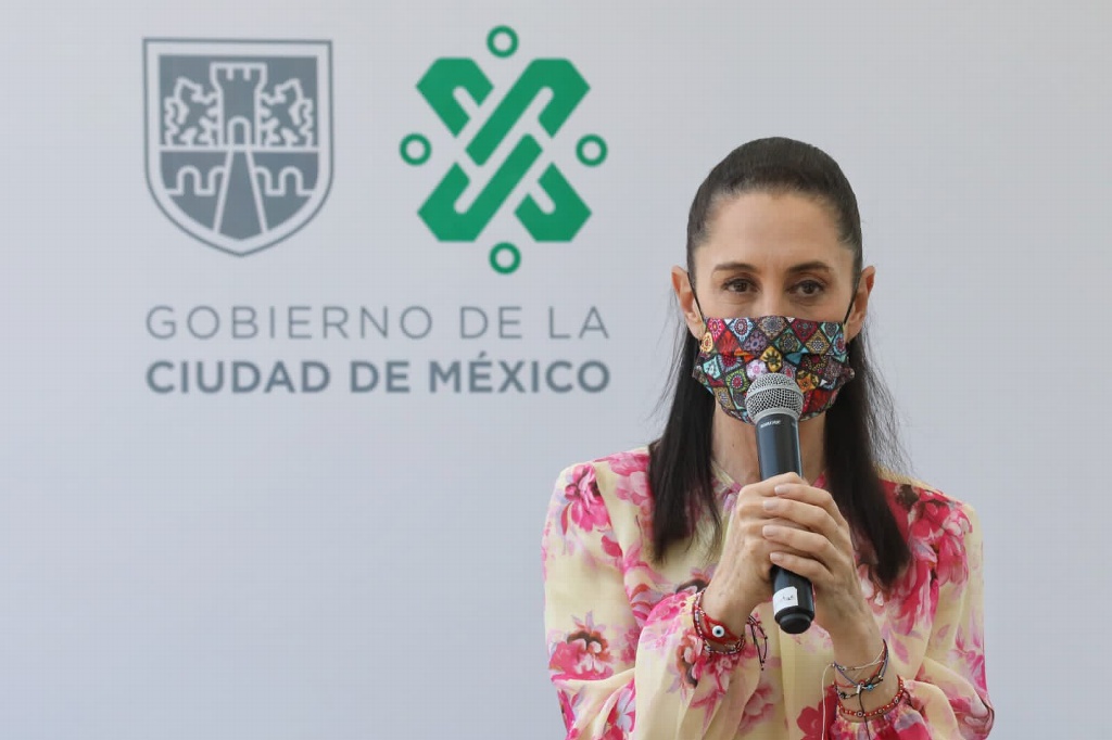 Imagen Comité de monumentos decidirá qué escultura sustituirá a la de Colón en CDMX: Claudia Sheinbaum
