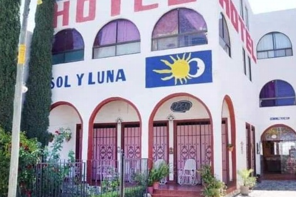 Imagen Localizan a 22 extranjeros que fueron secuestrados en hotel de San Luis Potosí  