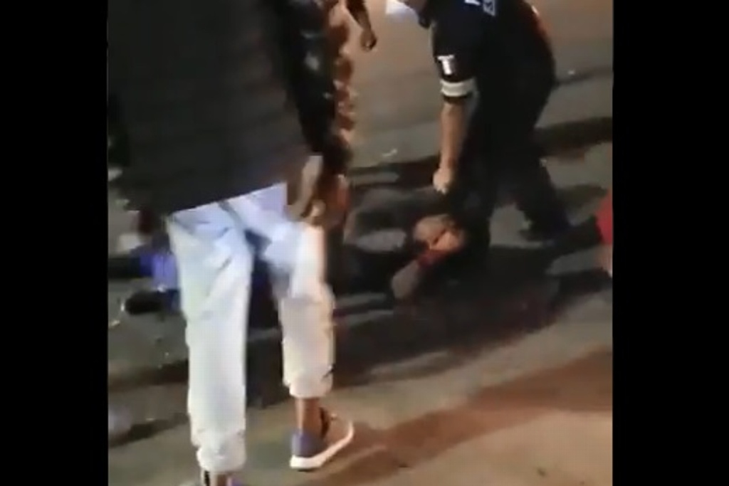 Imagen Linchan a ladrones; los dejaron sin ropa  (+Video)