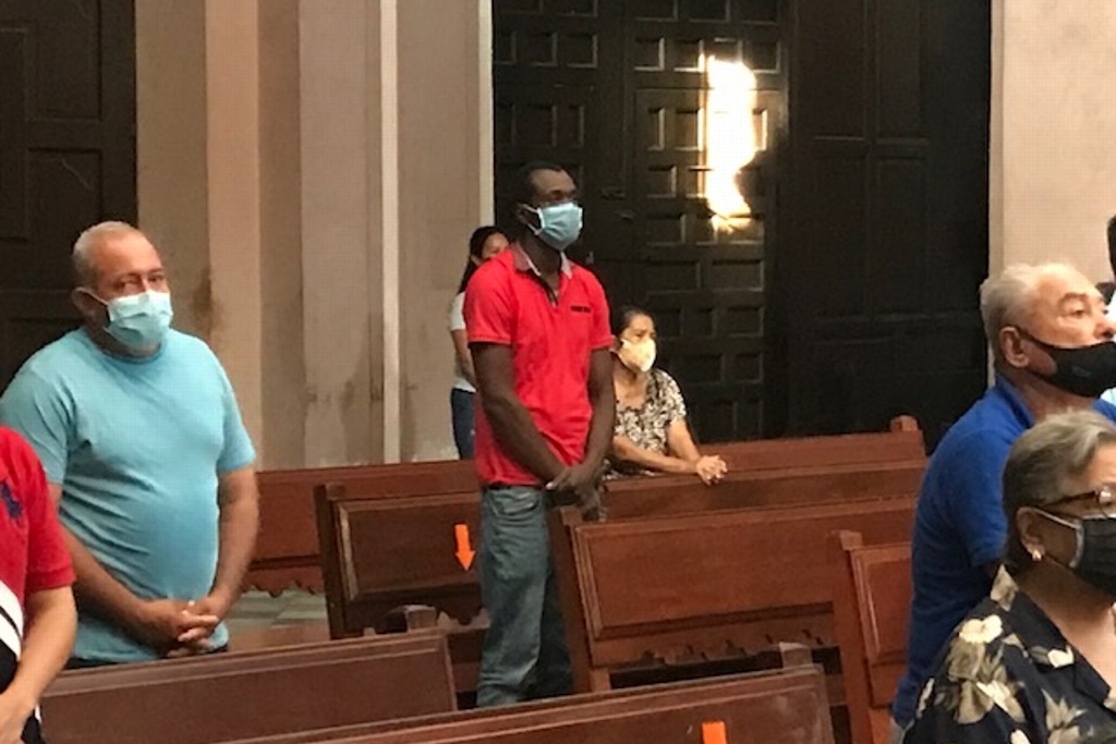 Imagen Pide Iglesia no dejar de apoyar humanamente a migrantes que llegan a Veracruz