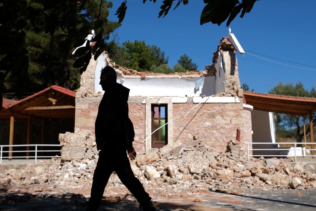 Imagen Terremoto en isla griega deja un muerto y varios daños (+Video)