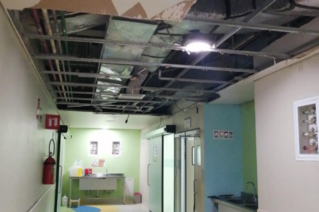 Imagen Sigue en malas condiciones la Torre Pediátrica de Veracruz, señalan