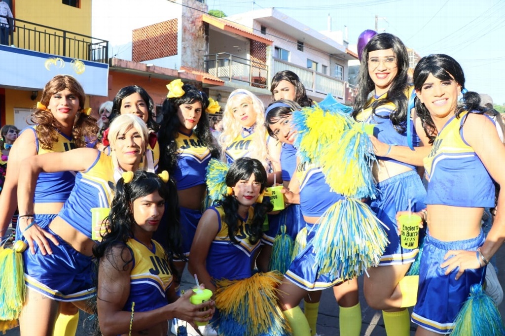 Imagen Piden que se celebre el tradicional 'encierro de burros' en Alvarado, Veracruz (+Video y Fotos)