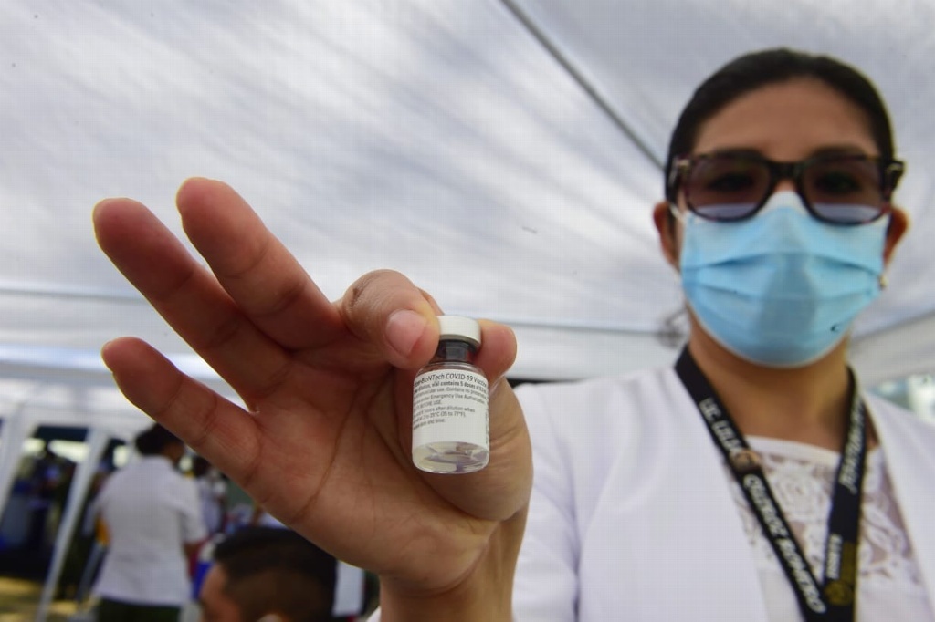 Imagen Anuncian segunda dosis anticovid para personas de 30 a 39 años en Veracruz