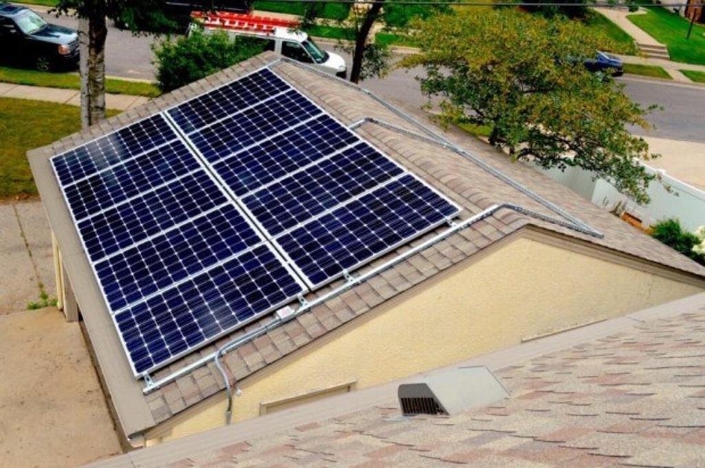 Imagen Reforma Eléctrica prohibirá paneles solares, dice experto 