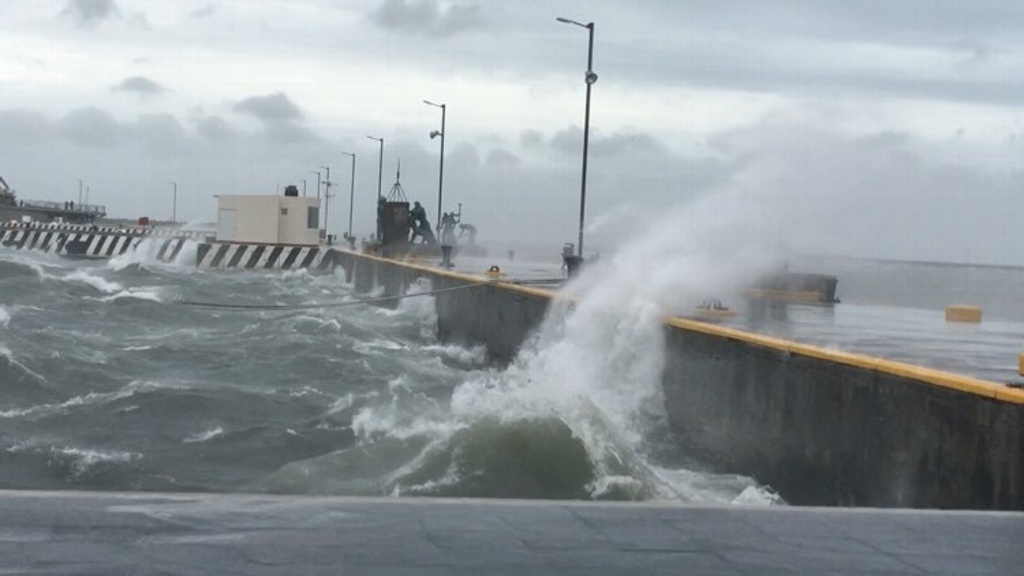 Imagen Alerta Gris por frente frío 4 y Norte con rachas de hasta 90 km/h en Veracruz