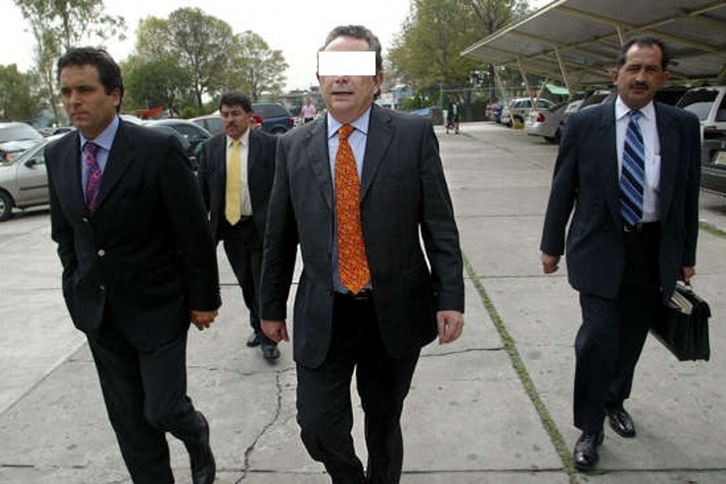 Imagen Juez da luz verde para detener al ex banquero Carlos “N”