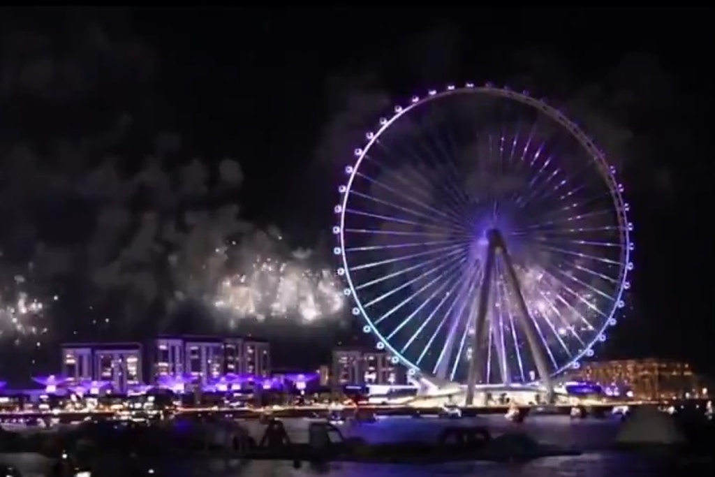 Imagen Inauguran la rueda de la fortuna más grande del mundo; mide 250 metros