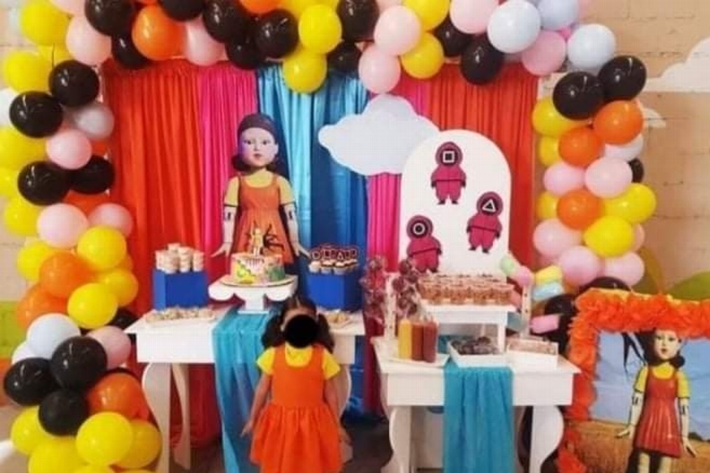 Imagen Hacen fiesta a niña de 5 años con temática de 