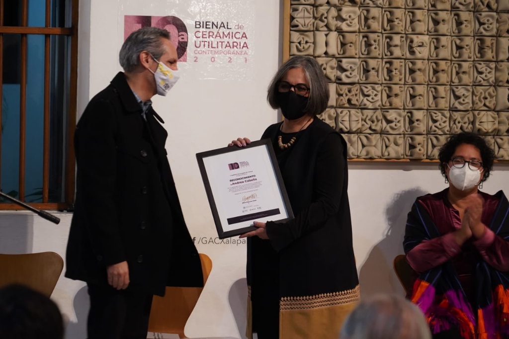 Imagen Inaugura IVEC la décimo Bienal de Cerámica en Xalapa 